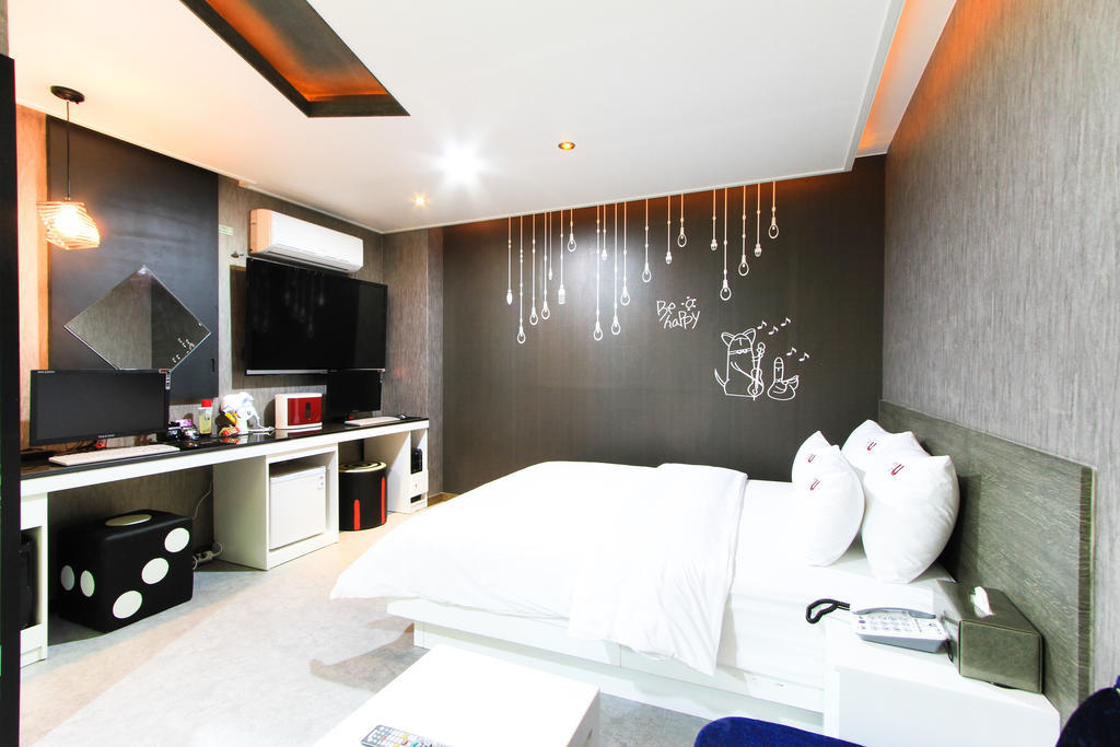 בוסאן Haeundae Foru Hotel מראה חיצוני תמונה