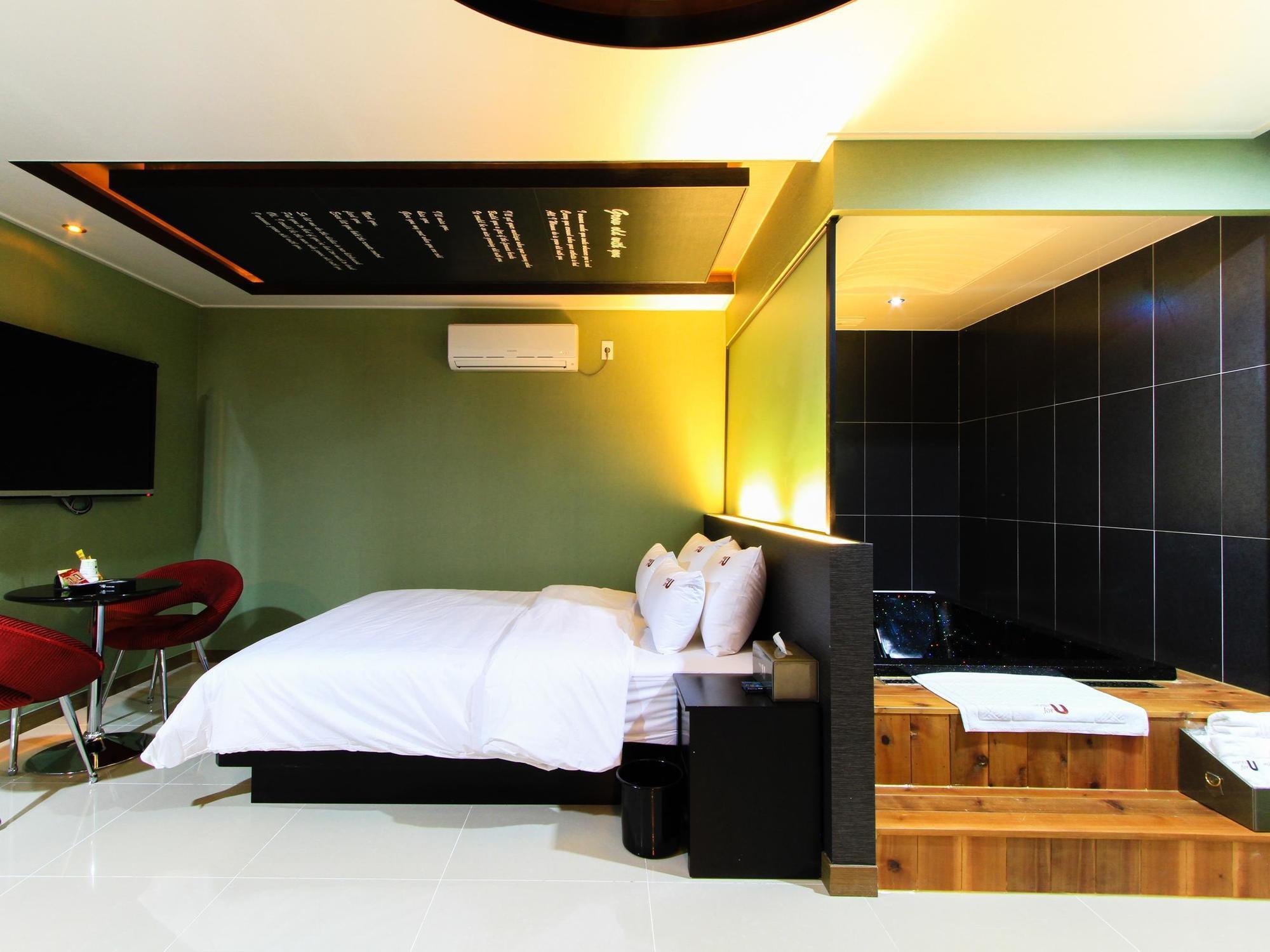 בוסאן Haeundae Foru Hotel מראה חיצוני תמונה