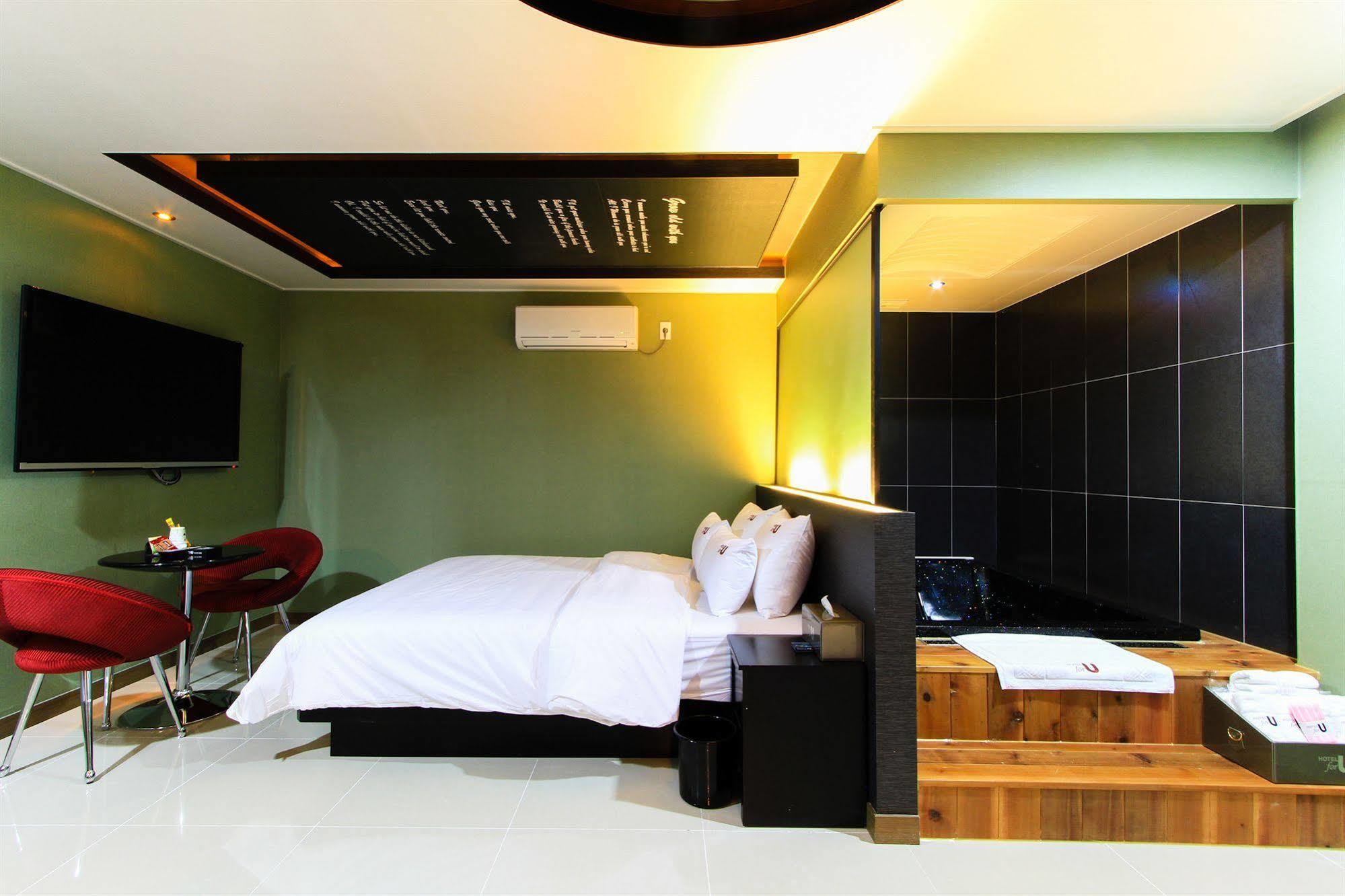 בוסאן Haeundae Foru Hotel מראה חיצוני תמונה