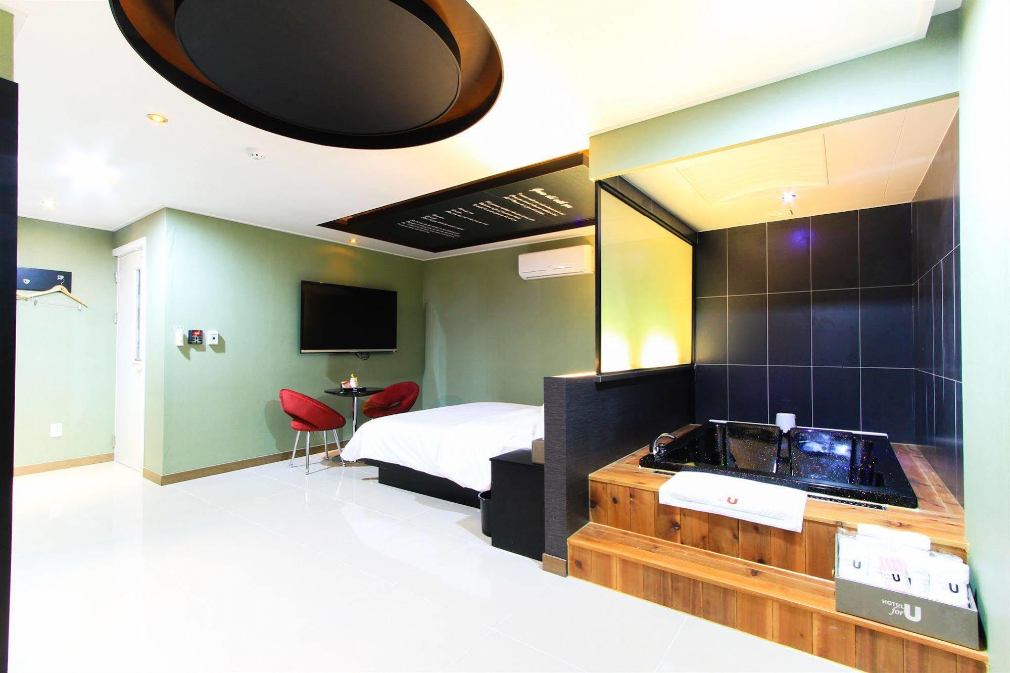 בוסאן Haeundae Foru Hotel מראה חיצוני תמונה