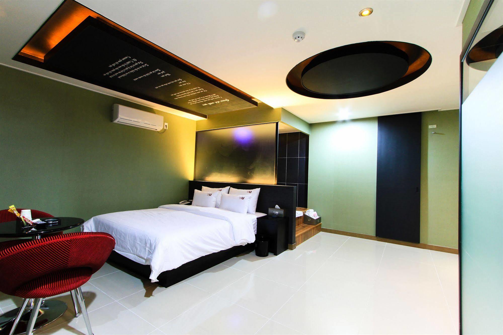 בוסאן Haeundae Foru Hotel מראה חיצוני תמונה