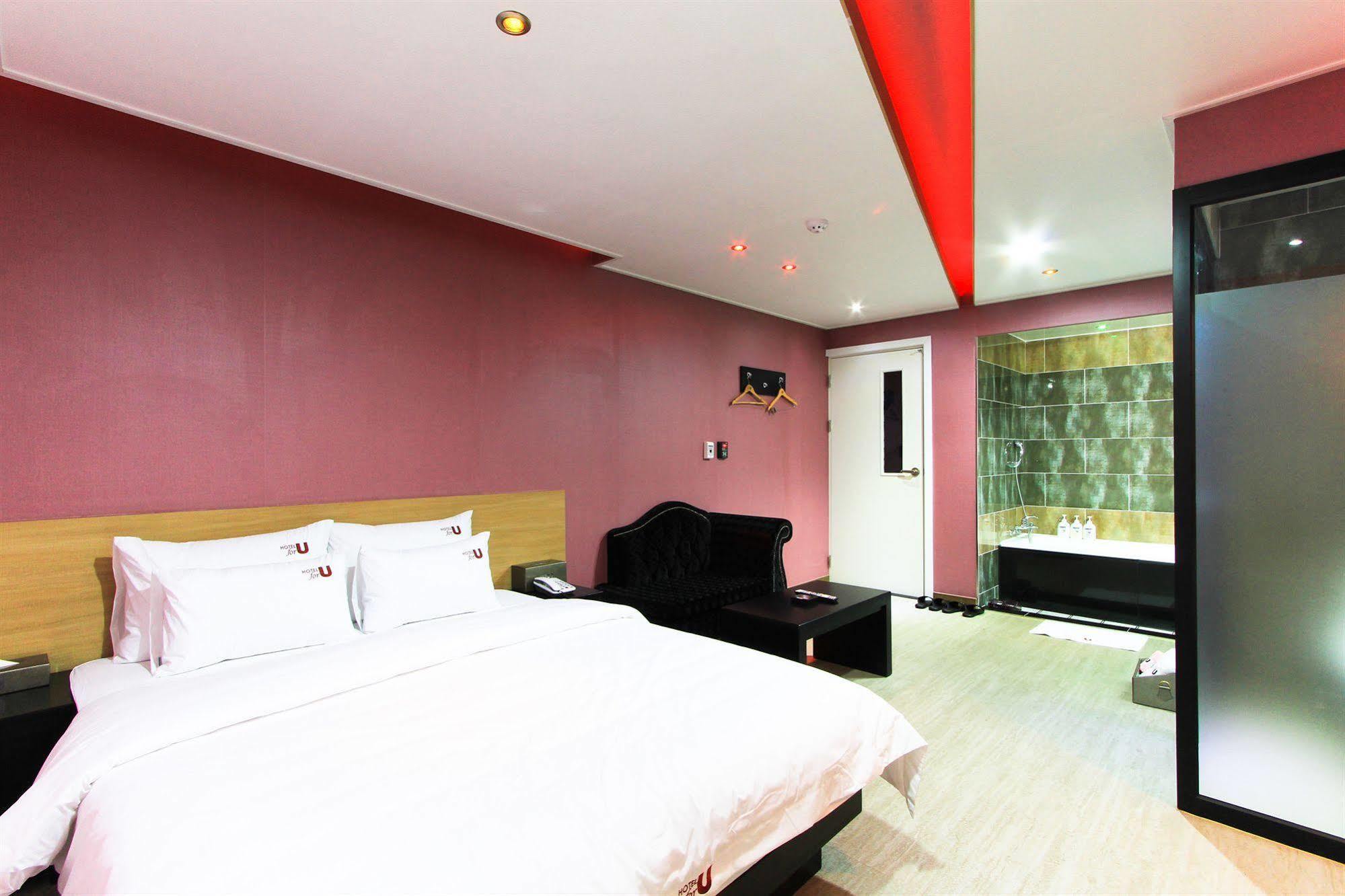 בוסאן Haeundae Foru Hotel מראה חיצוני תמונה